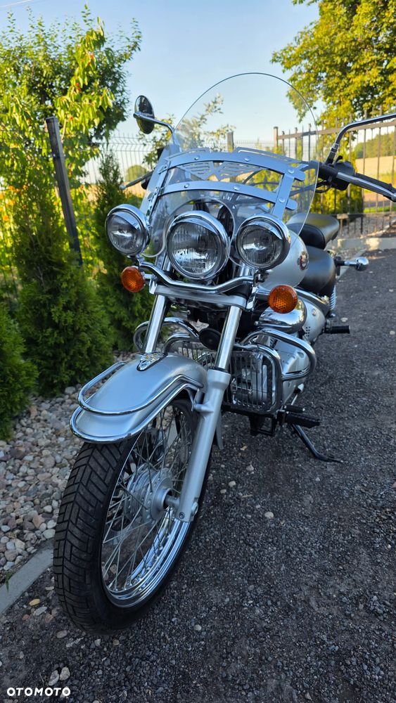 Suzuki Intruder - 7