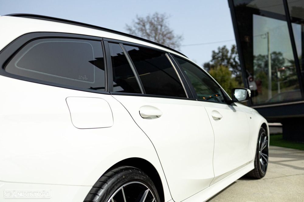 BMW 320 d Aut. Sport Line - 26