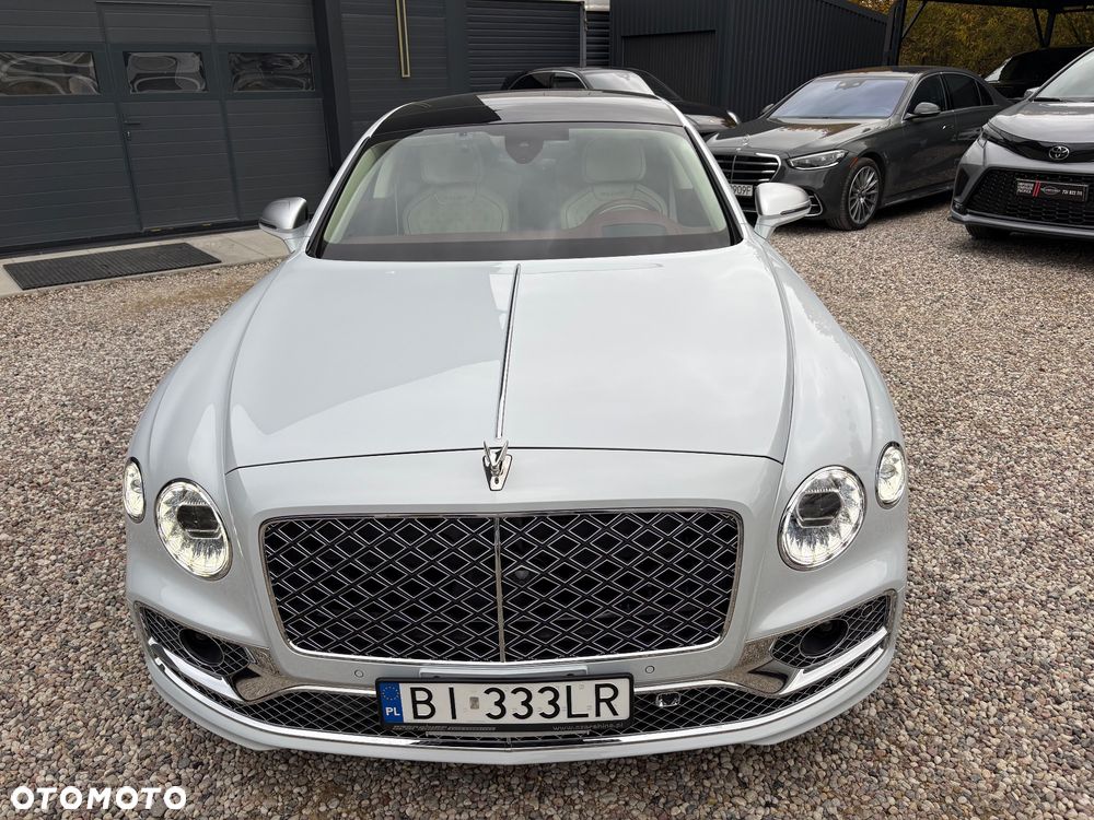 Bentley Flying Spur - 13