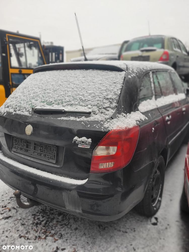 Części- Skoda fabia  Pojemność: 1896  Moc: 77kW  Rok: 2008  Diesel - 2