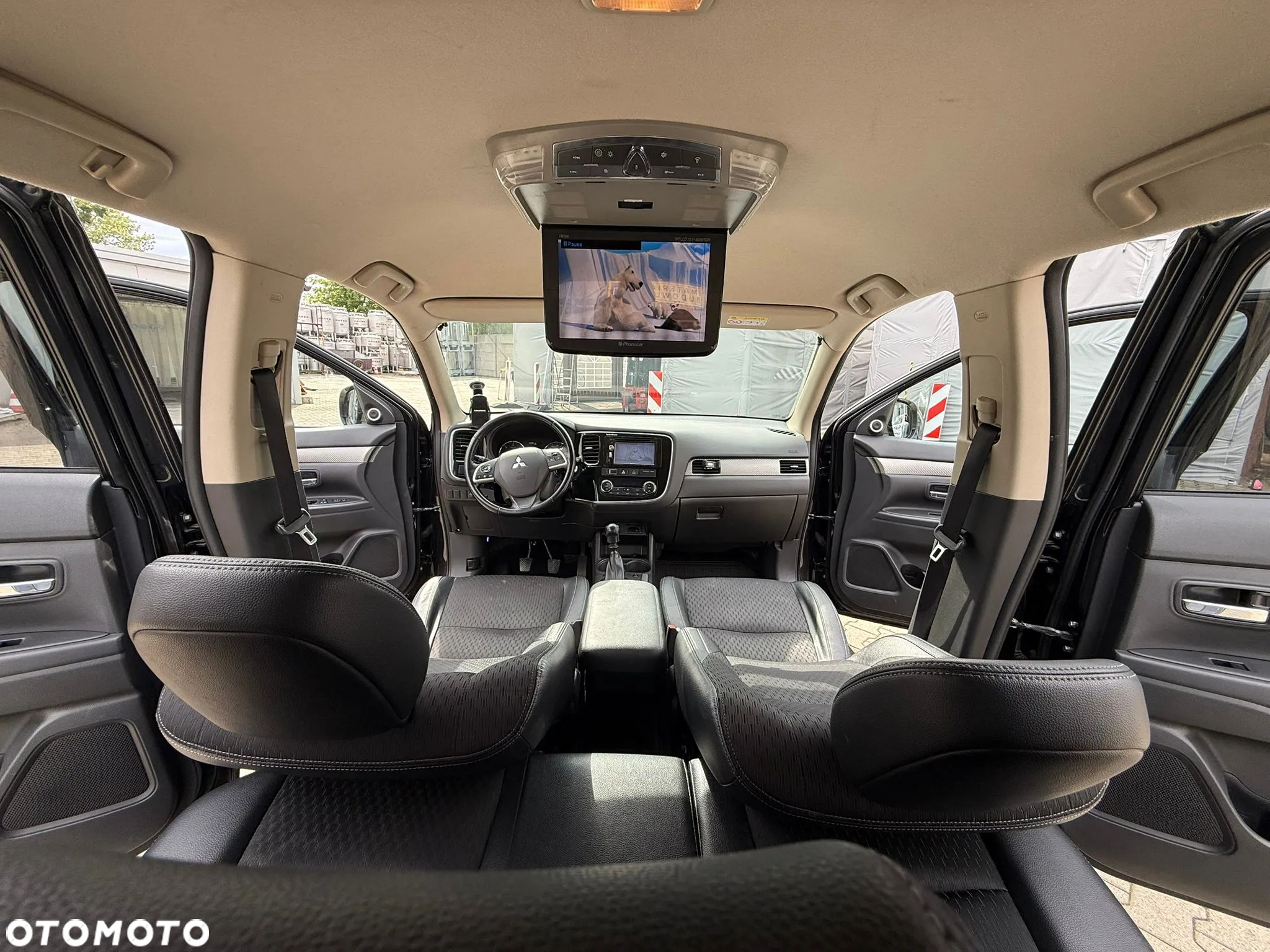 Mitsubishi Outlander 2.2 DID Intense - 5