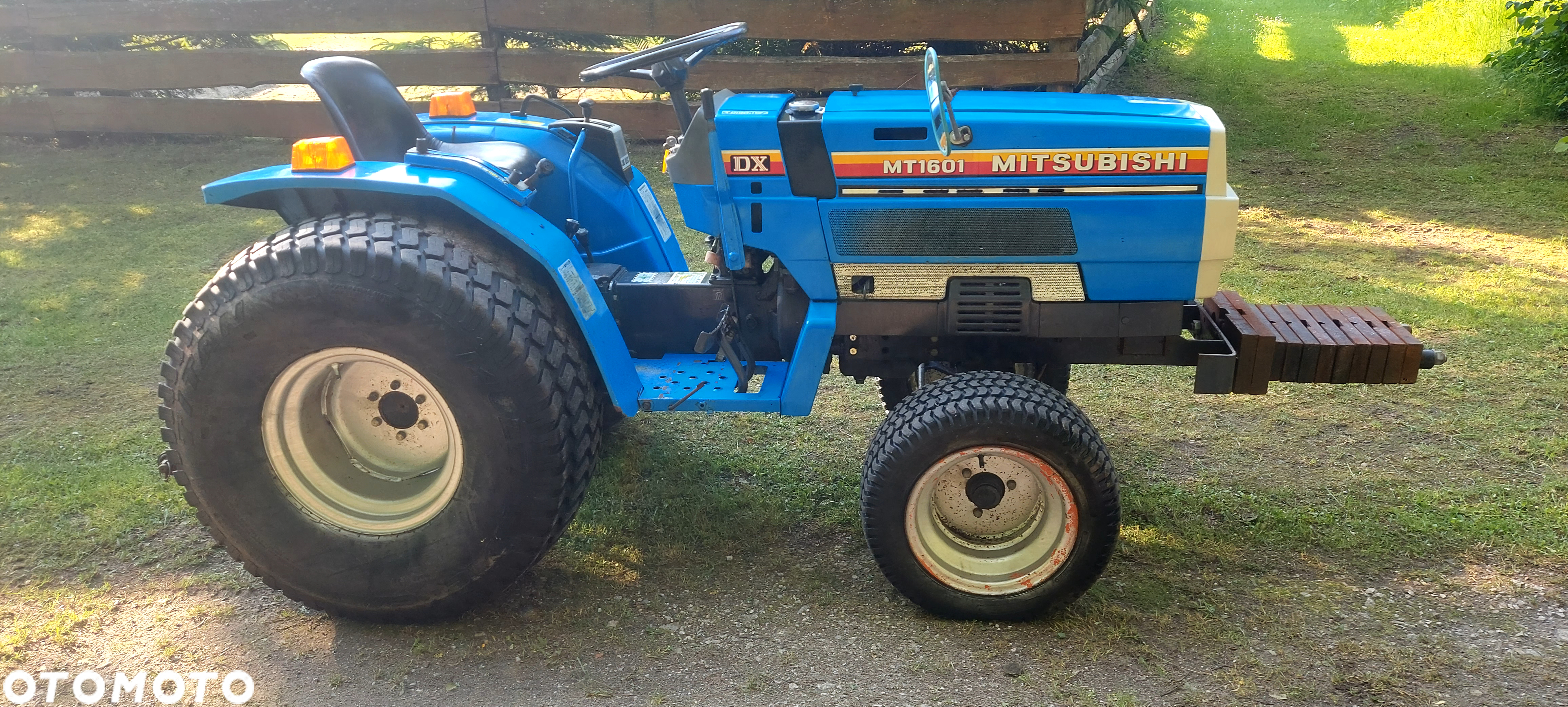 Mitsubishi MT1601 - 17