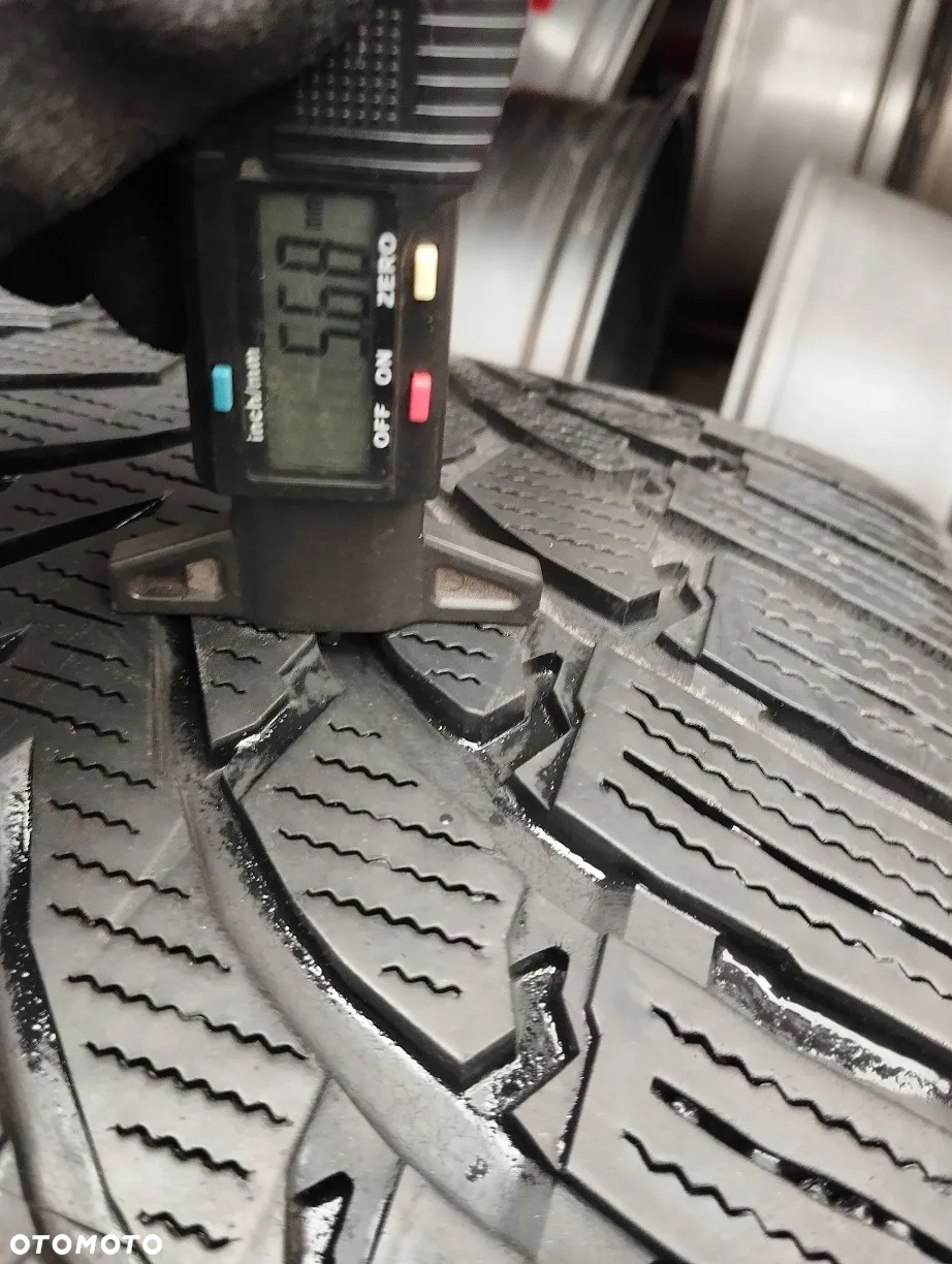 285 40 21 Nokian WR SUV 4 109 V XL - 2