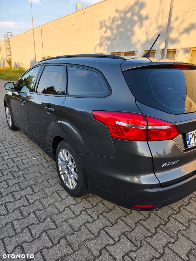 Ford Focus 1.6 SYNC Edition - 3