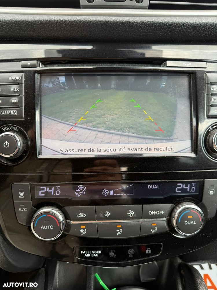 Nissan Qashqai 1.5 DCI N-Connecta - 12