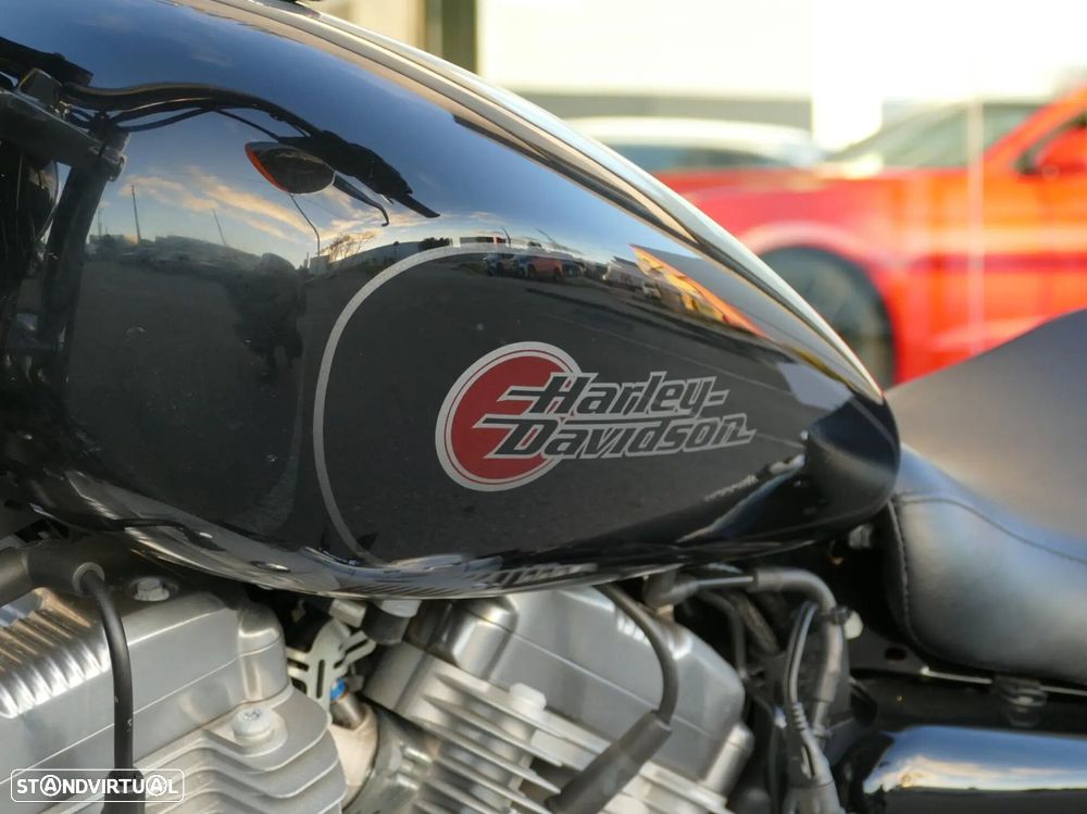 Harley-Davidson 883 - 10
