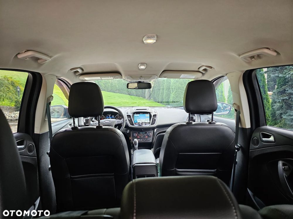 Ford Escape 2.0 EcoBoost AWD Titanium - 30