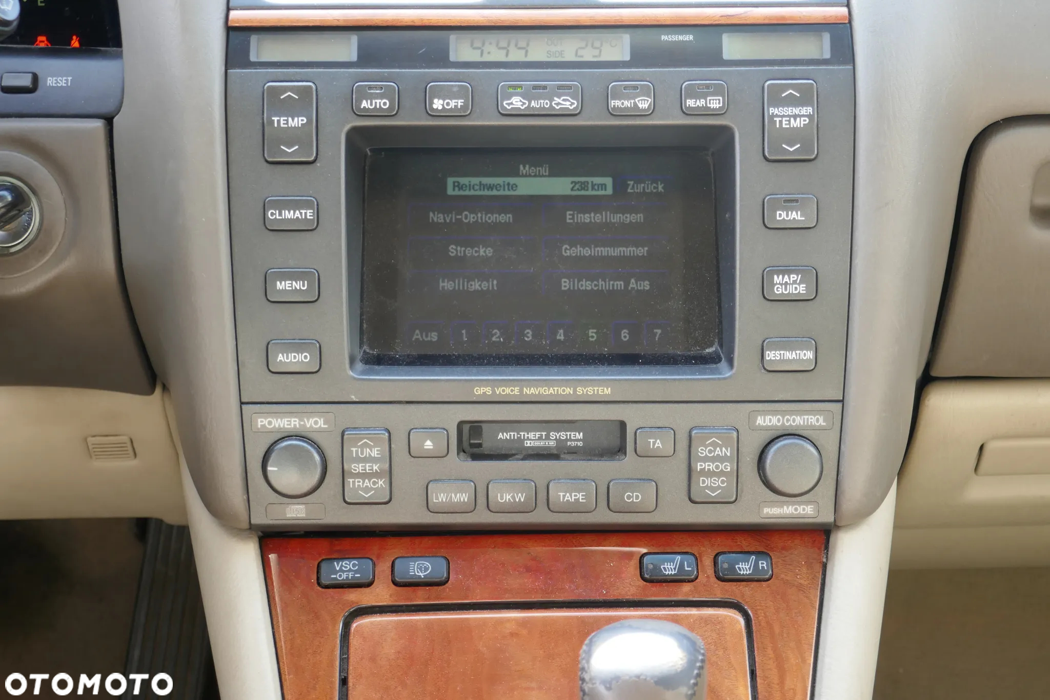 Lexus LS 400 - 14
