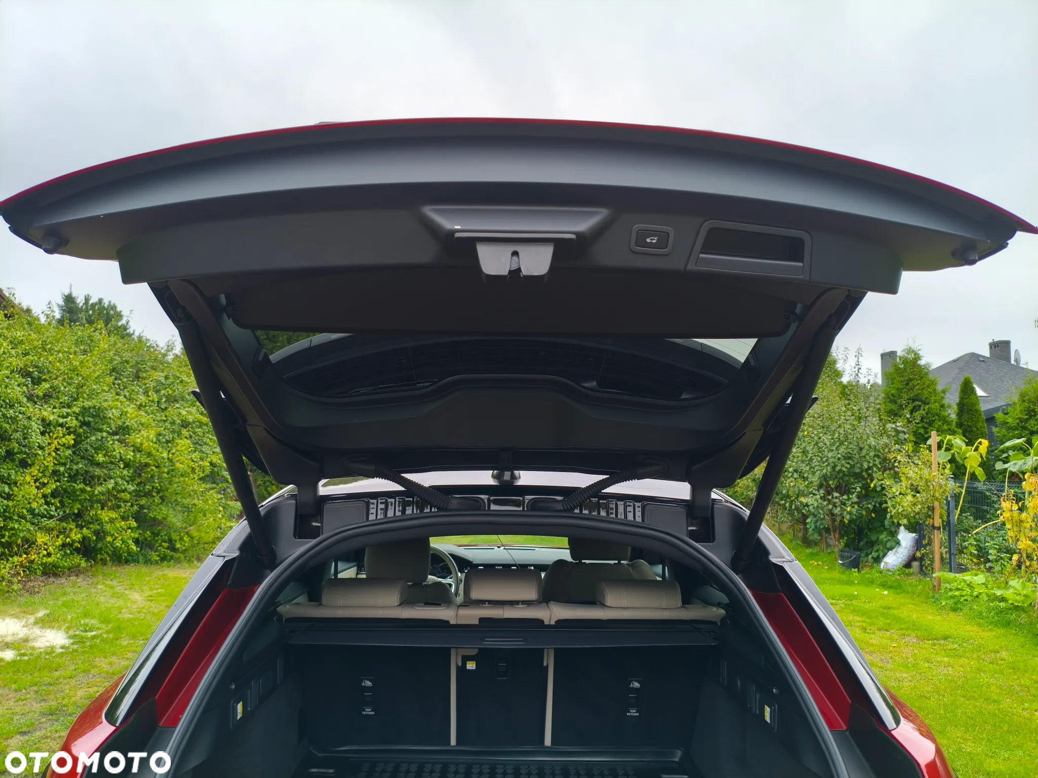 Land Rover Range Rover Velar 2.0 P250 R-Dynamic S - 28