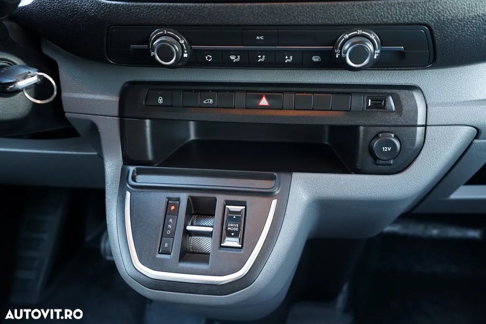 Citroën E-JUMPY XL / TABLĂ / Furgonetă / AUTOMATĂ / ELECTRICĂ / IMPORTATĂ / 2022 - 27