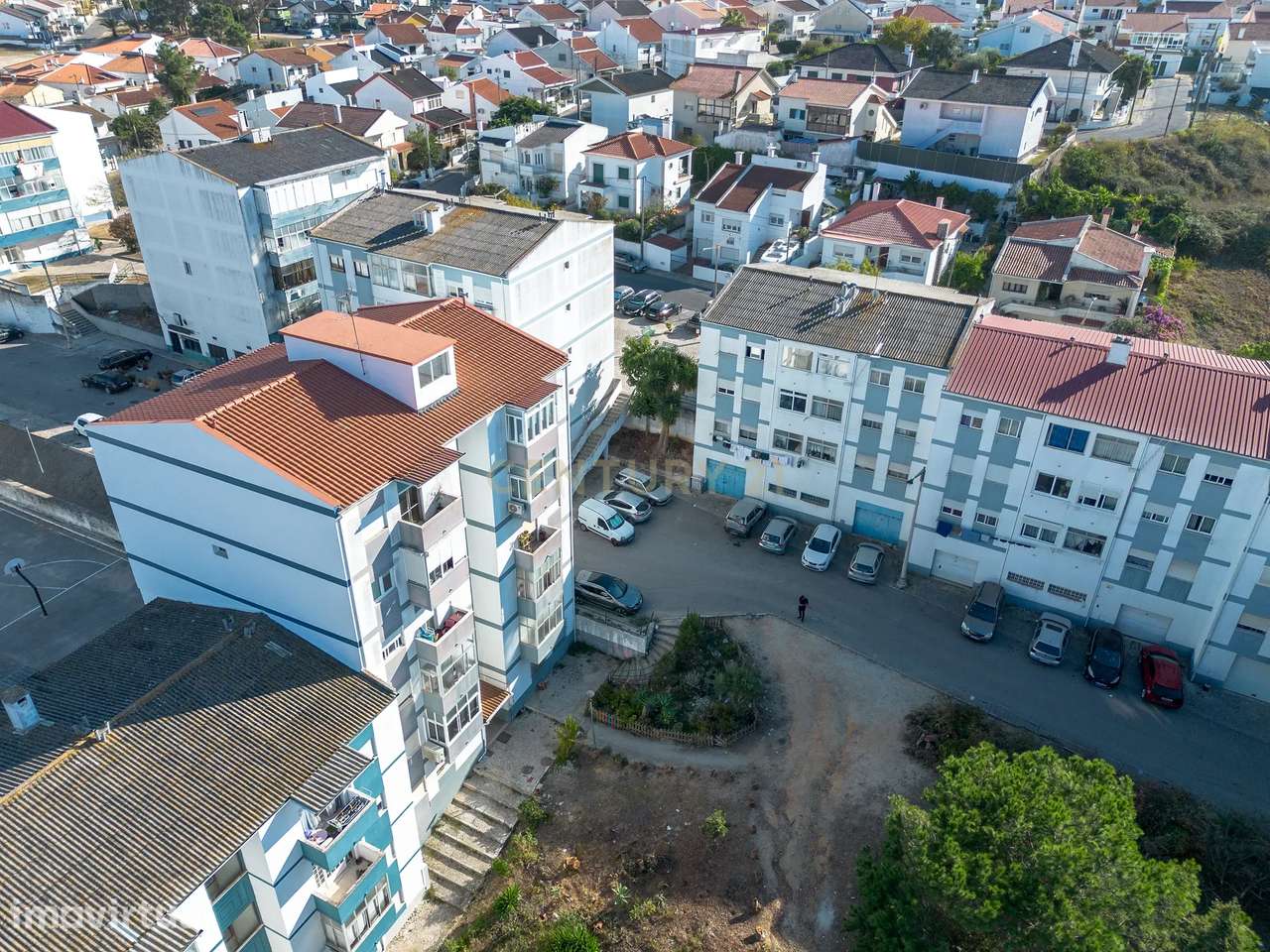 Apartamento T3 na Sobreda de Caparica - Grande imagem: 2/23
