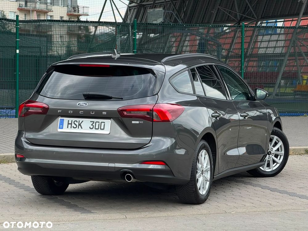 Ford Focus SW 1.0 EcoBoost Hybrid TITANIUM X - 12