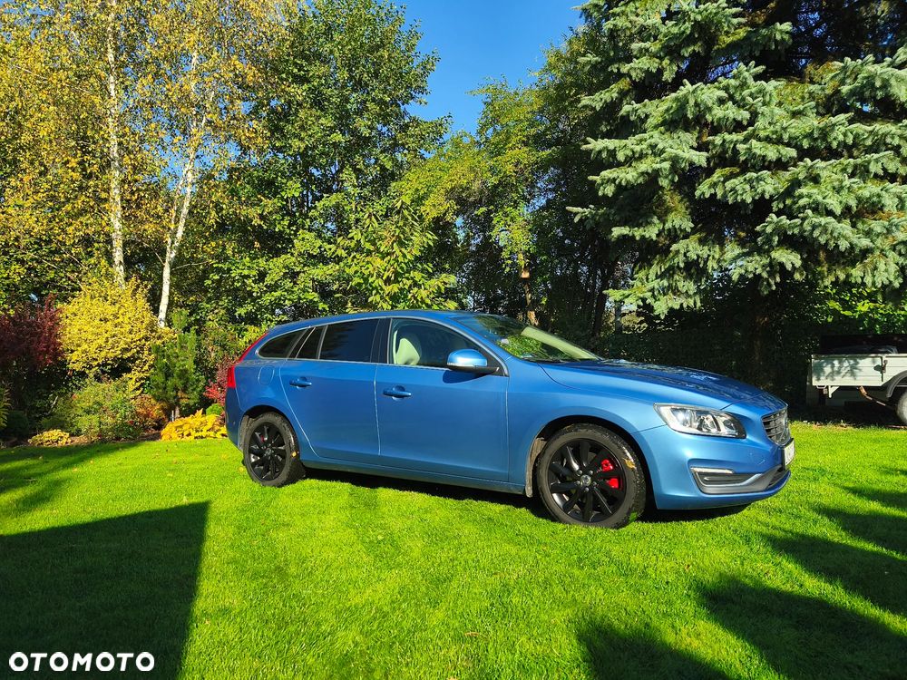 Volvo V60 D4 Momentum - 6