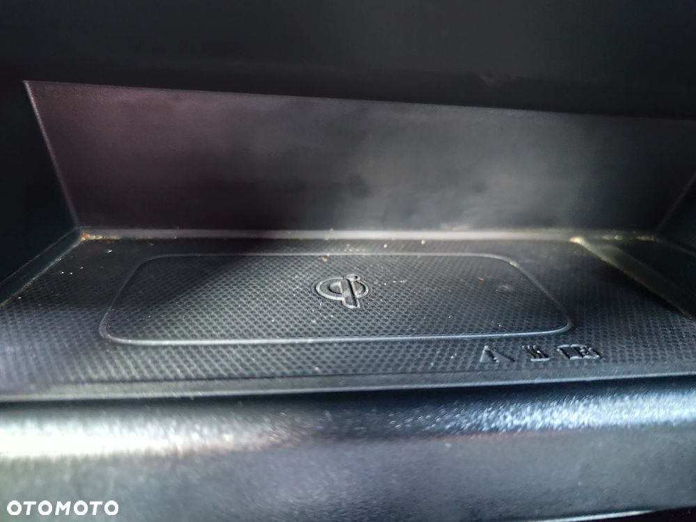 Kia XCeed 1.4 T-GDI OPF DCT7 PLATINUM EDITION - 23