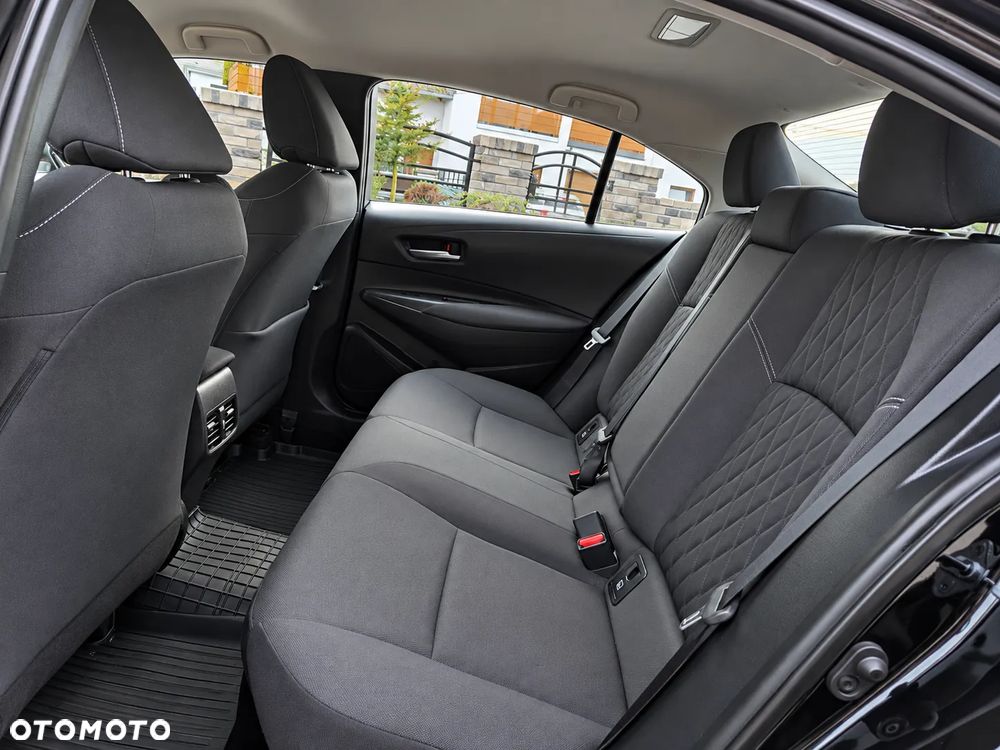 Toyota Corolla 1.8 Hybrid GPF Comfort - 16