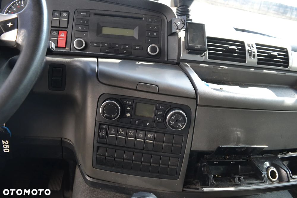 MAN TGL 12.250 Firanka Firana 7,8 m Zestaw objętościowy TGM Atego - 9