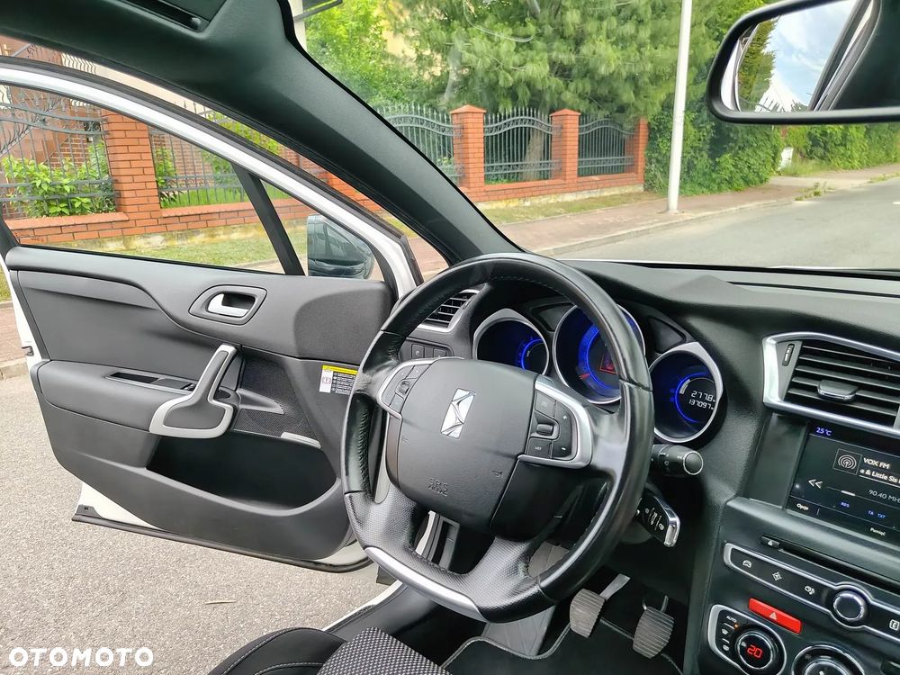 DS Automobiles DS 4 Crossback - 25