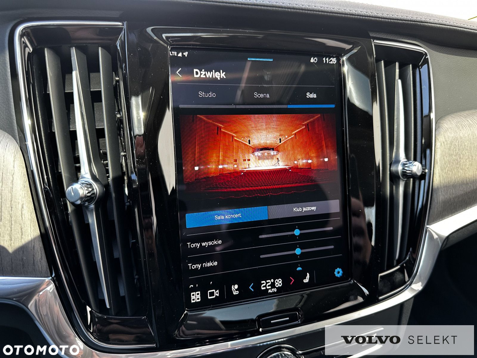Volvo S90 - 34