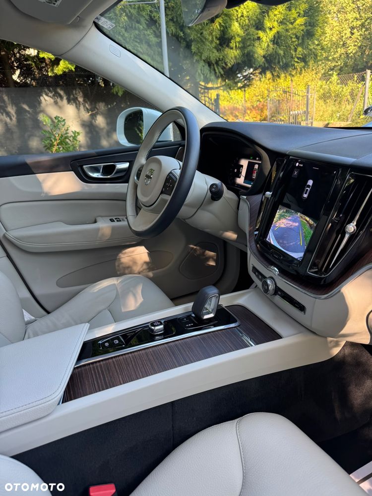 Volvo XC 60 - 35