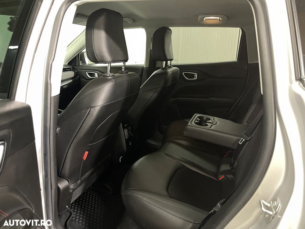 Jeep Compass 1.3 T-GDI 4xe Automatik Trailhawk - 12