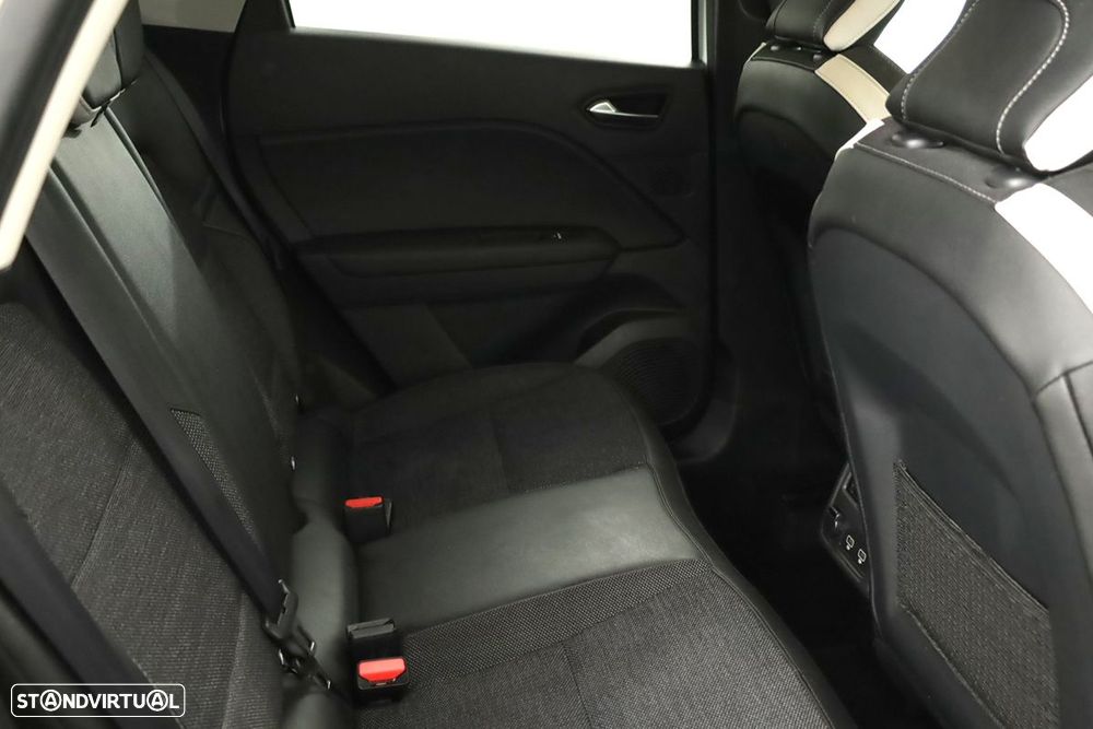 Renault Captur 1.0 TCe Techno Bi-Fuel - 24