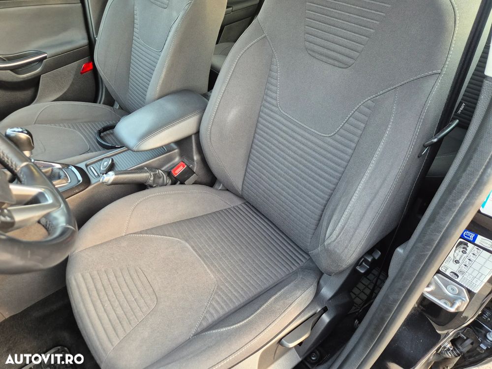 Ford Focus 1.5 TDCi Titanium - 12