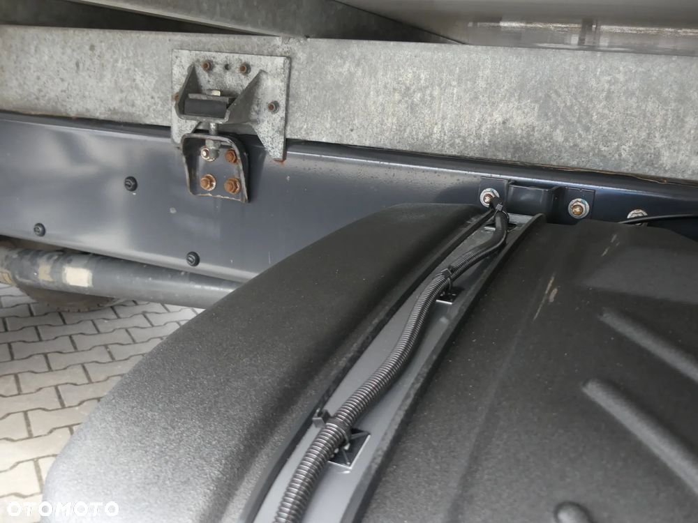 Volvo FL 16.250 / EURO 6 / KONTENER + WINDA / OTWIERANY BOK / - 17