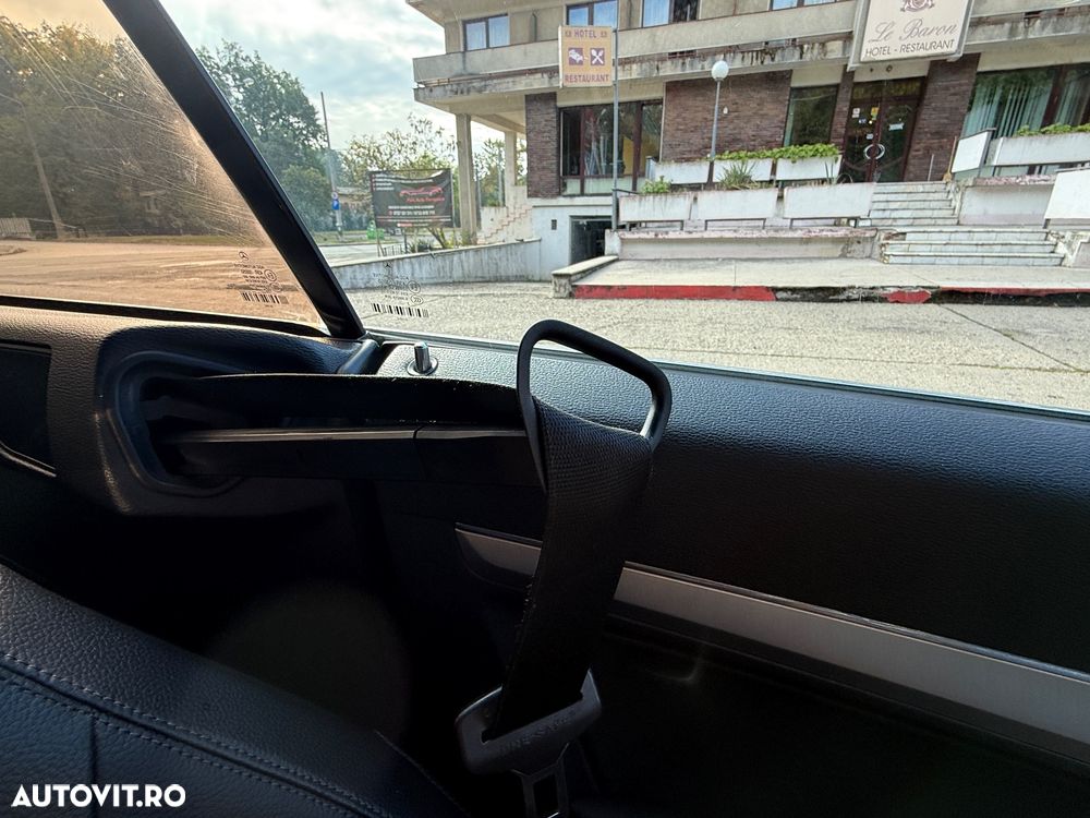 Mercedes-Benz E 220 d 9G-TRONIC Sport Edition - 20