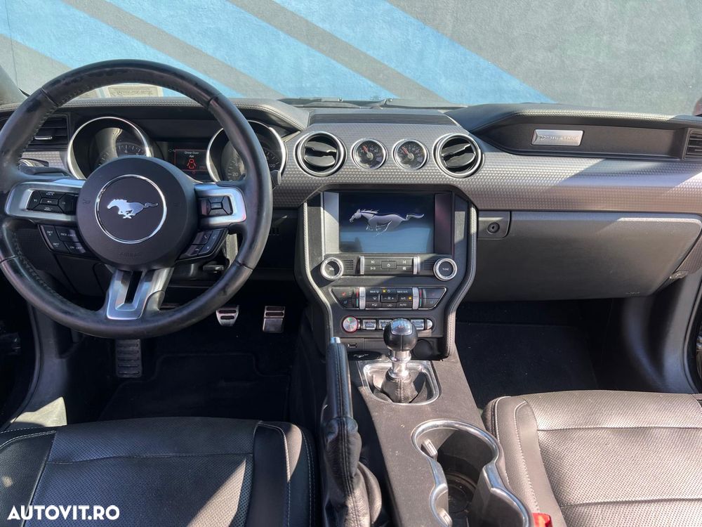Ford Mustang 2.3 EcoBoost - 9