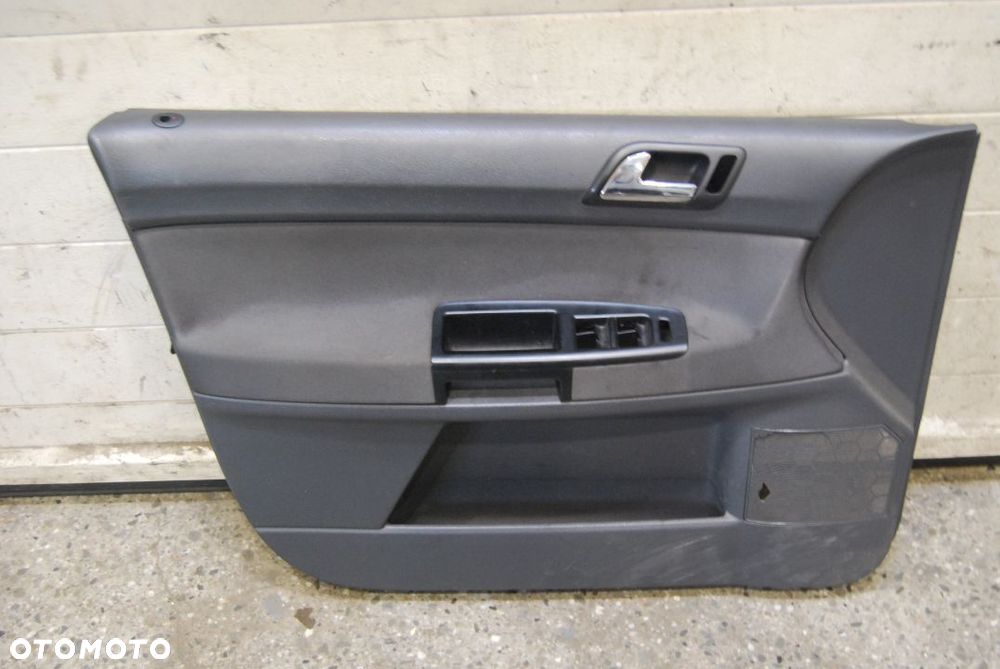 TAPICERKA BOCZEK DRZWI LEWY PRAWY PRZÓD VW POLO IV 9N 5D 6Q4867011 6Q4867012 - 6