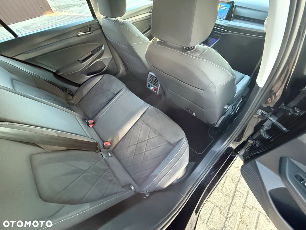 Volkswagen Golf 1.5 eTSI EVO Style DSG - 22