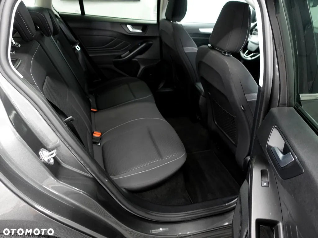 Ford Focus 1.5 TDCi Titanium - 9