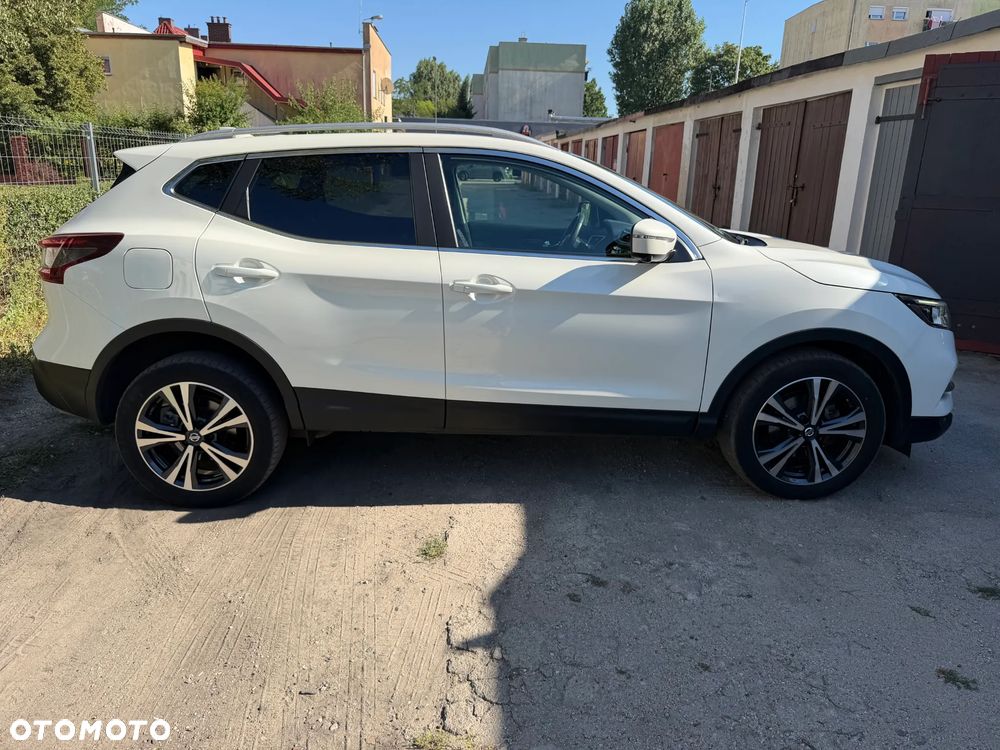 Nissan Qashqai 1.3 DIG-T N-Connecta - 16