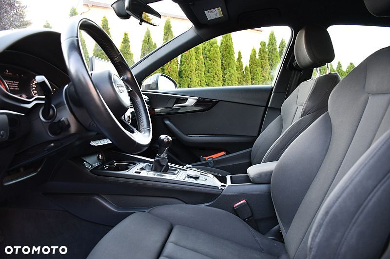 Audi A4 Limousine 1.4 TFSI Sport - 10