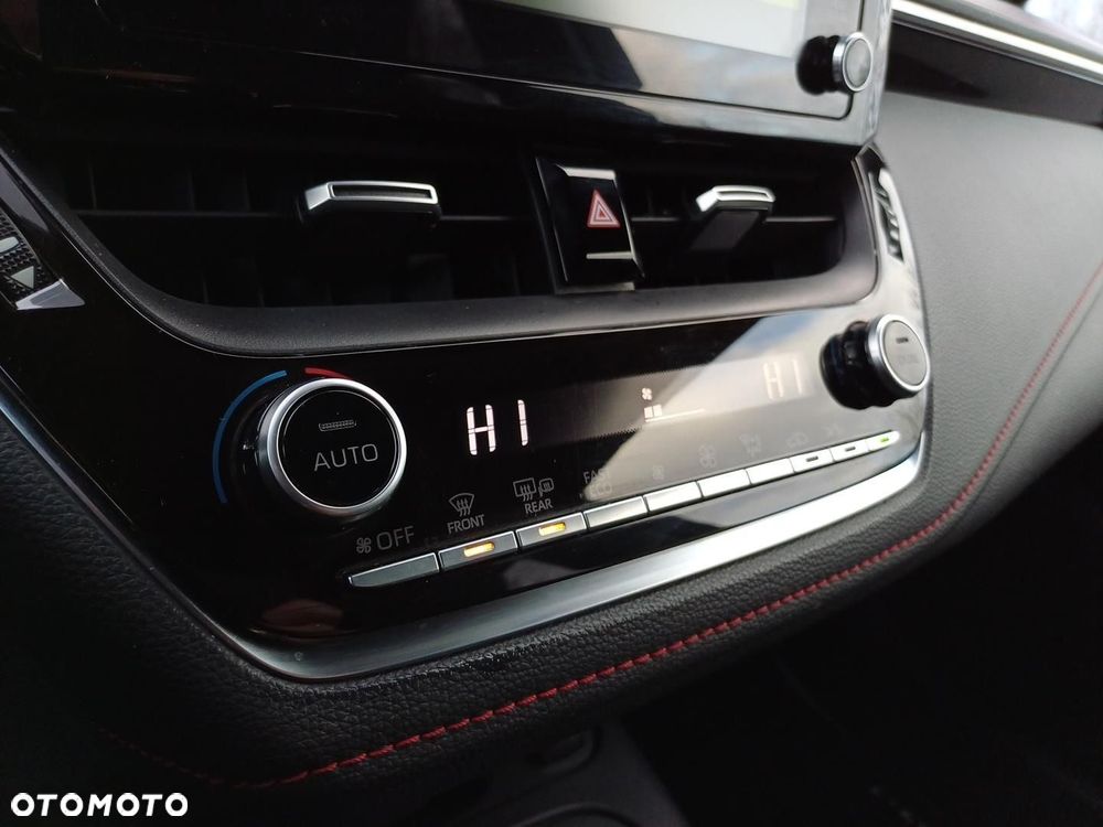 Toyota Corolla 2.0 Hybrid Selection - 25