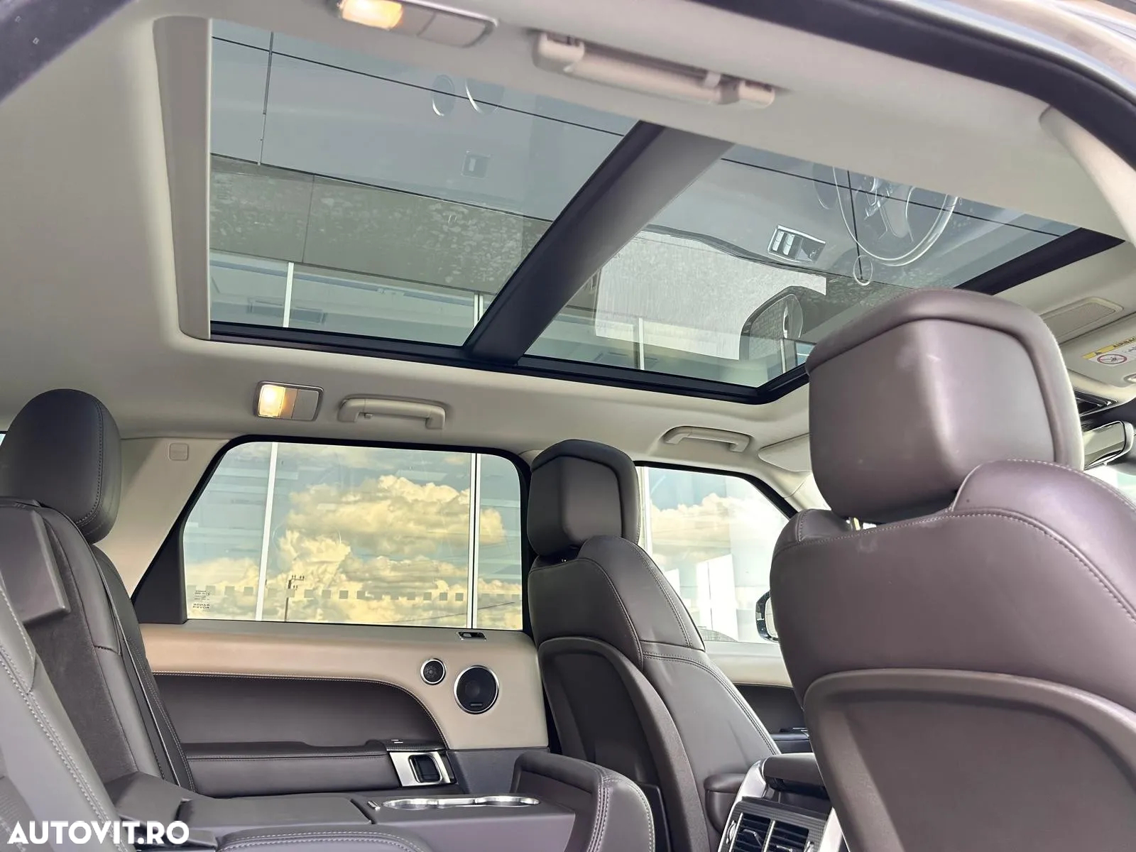 Land Rover Range Rover Sport 3.0 I6 P400 MHEV Dynamic HSE - 9