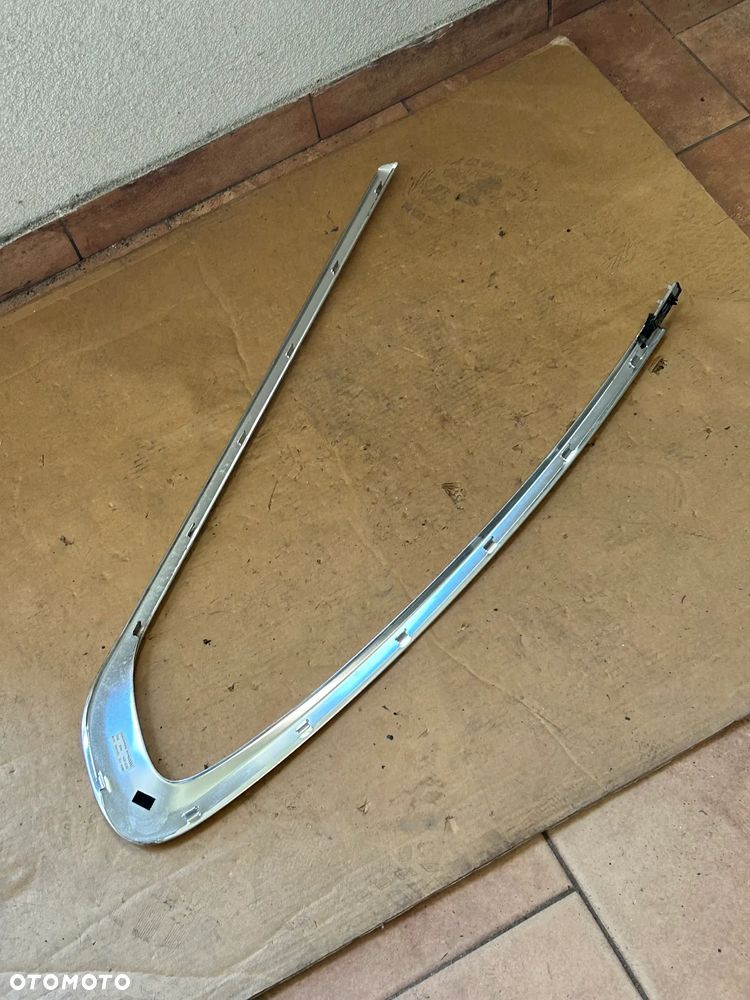 BMW 6 F13 LISTWA SZYBY TYLNEJ 7244140 - 2
