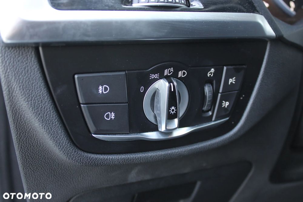 BMW X3 xDrive30e xLine - 27