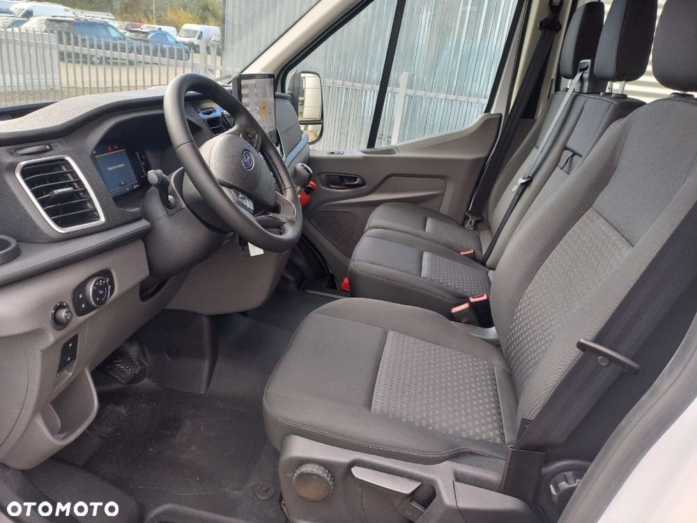Ford transit - 12
