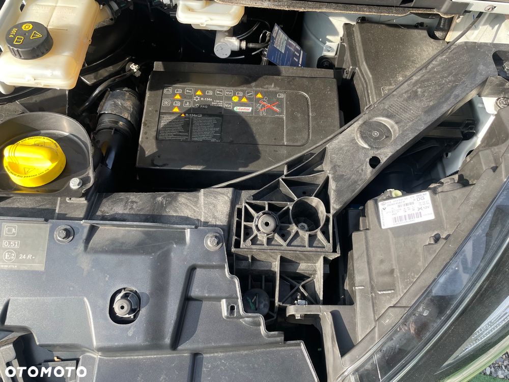 Renault Trafic Vivaro Partner Expert Custom Talento T6 Vito - 28