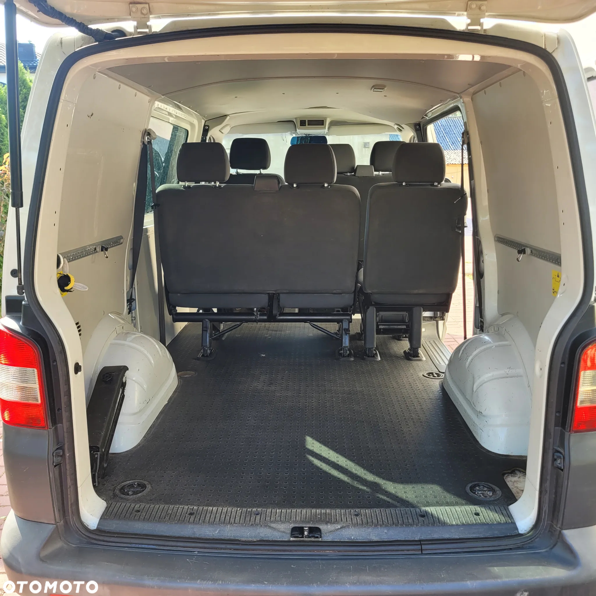 Volkswagen Transporter - 3