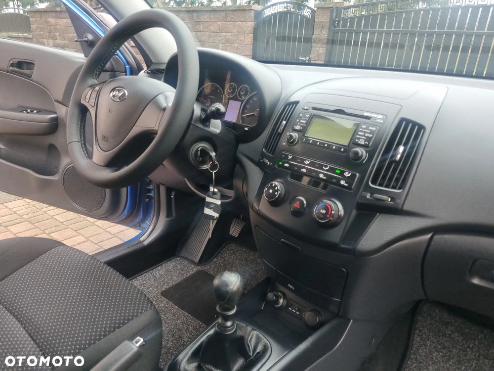 Hyundai i30 1.4 Comfort - 11