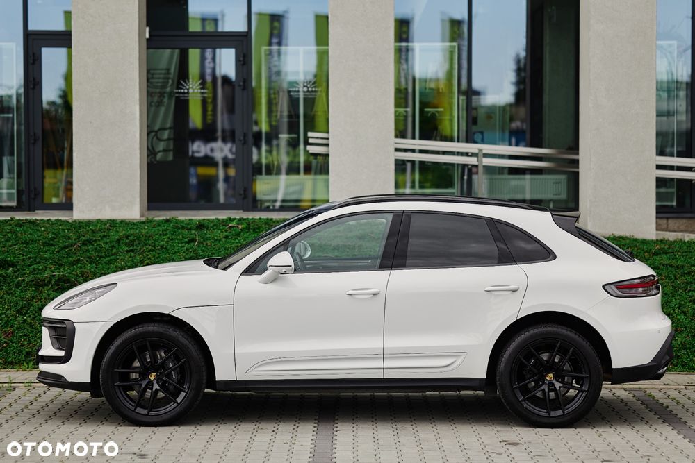 Porsche Macan Standard - 25