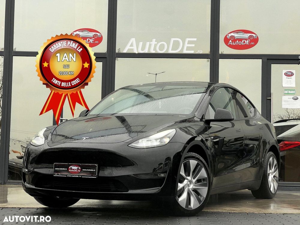 Tesla Model Y - 1