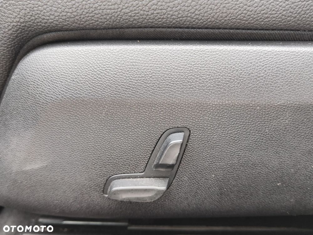 Mercedes-Benz Klasa E 200 CDI DPF BlueEFFICIENCY Automatik Avantgarde - 28