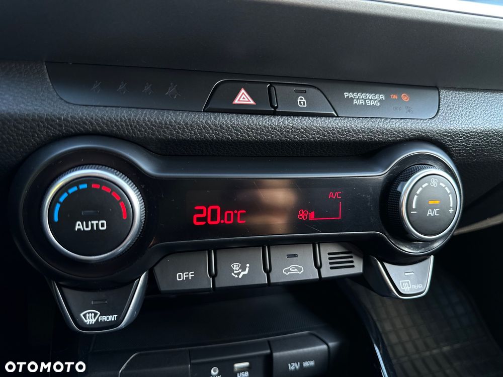 Kia Stonic 1.4 L - 15