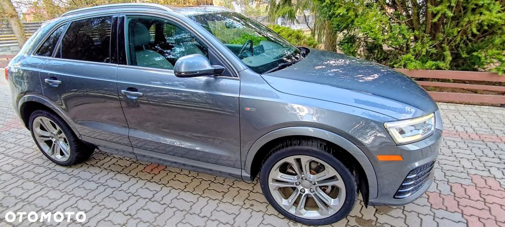 Audi Q3 2.0 TFSI Quattro S tronic design - 3