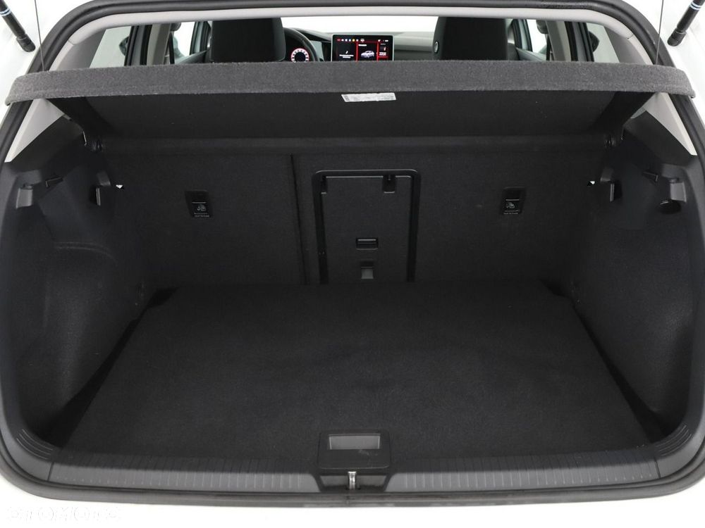 Volkswagen Golf 1.5 TSI Life - 21