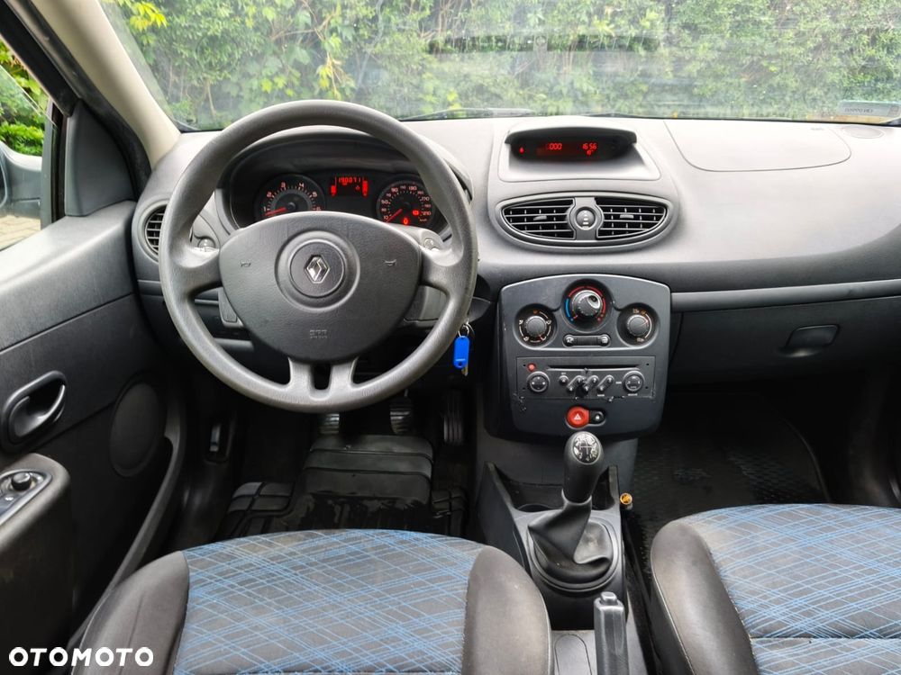 Renault Clio - 5
