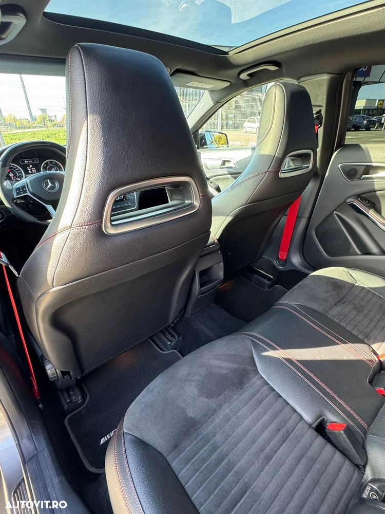 Mercedes-Benz A 45 AMG 4MATIC Aut. - 8